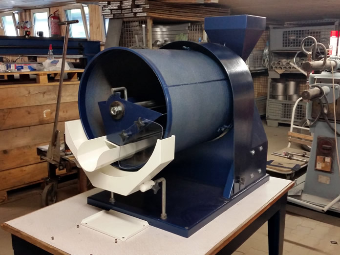 Laborelszívások és labor ipari gépek gyártása